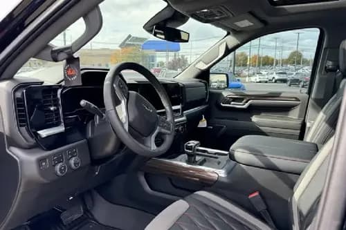 Chevrolet Silverado LD-2024 Front Seat View Chevrolet Silverado LD-2024 Front Seat View