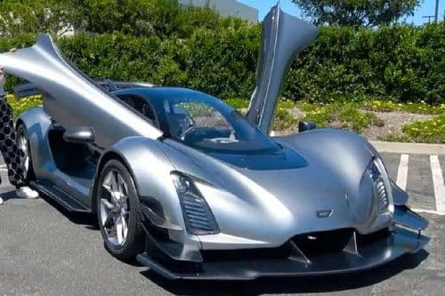 Czinger 21 C 2024 Right Side Front View Czinger 21 C 2024 Right Side Front View