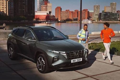 Hyundai Tucson 2024 Right Side Front View Hyundai Tucson 2024 Right Side Front View