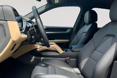 Porsche Macan 2024 Front Seat Porsche Macan 2024 Front Seat