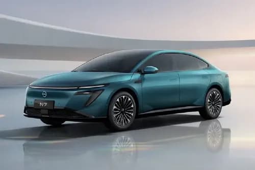 Nissan N7 Base Left Front Three Quarter Nissan N7 Base Left Front Three Quarter