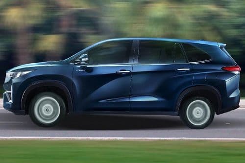 Toyota Innova 2024 Left Side View Toyota Innova 2024 Left Side View