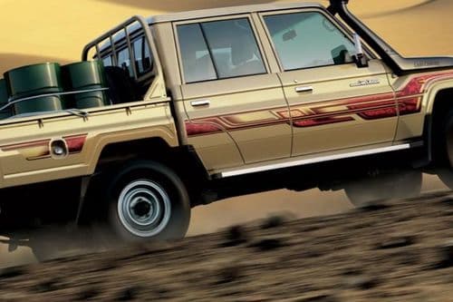 Toyota Land Cruise Pickup Right Side View Toyota Land Cruise Pickup Right Side View