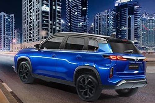 Toyota Urban Cruiser 2024 Left Side view Toyota Urban Cruiser 2024 Left Side view