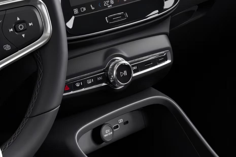 Volvo XC40 2026 Dashboard Climate Control System AC Controls Volvo XC40 2026 Dashboard Climate Control System AC Controls