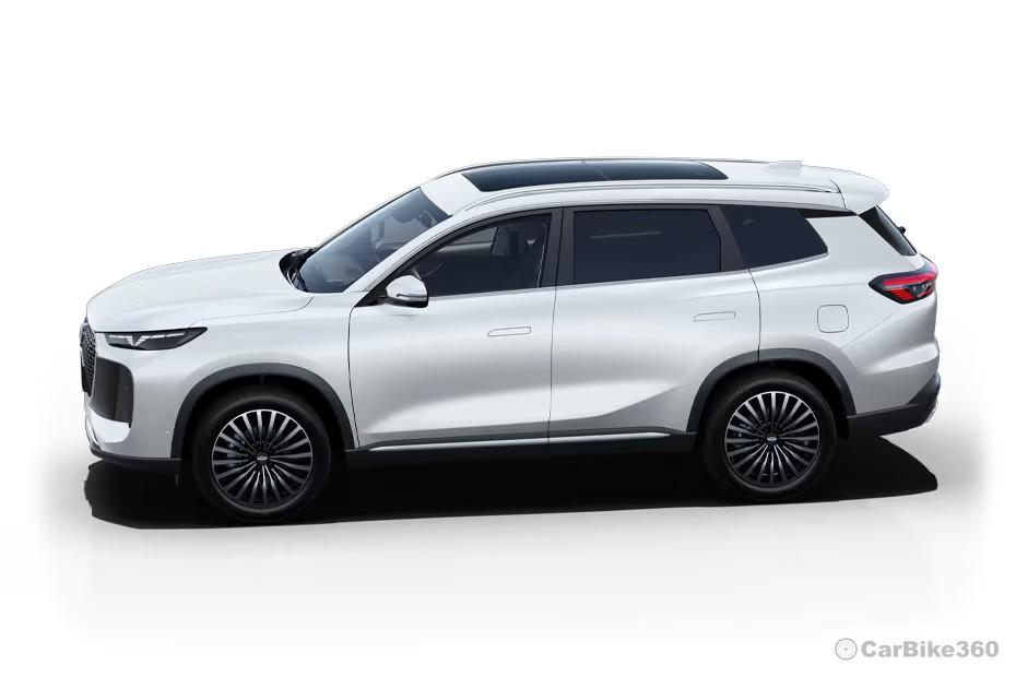 Chery Tiggo 8 2026 SUV White Colour