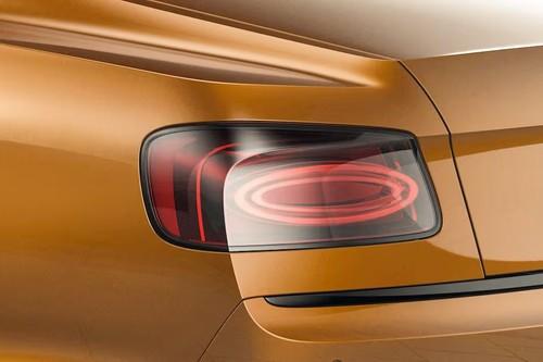 Bentley Flying Spur 2027 Sedan Connected LED Taillight Close-up Bentley Flying Spur 2027 Sedan Connected LED Taillight Close-up