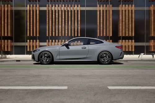 BMW 4 Series Coupe left side profile with alloy wheels BMW 4 Series Coupe left side profile with alloy wheels