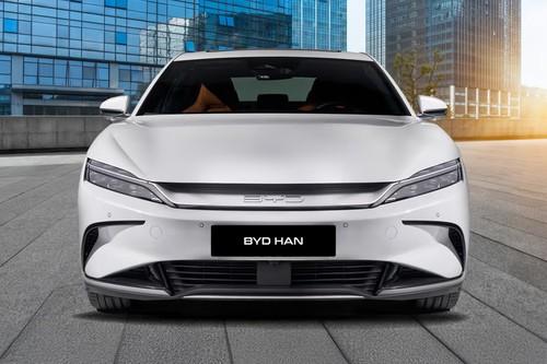 BYD Han 2026 Sedan front view with LED Headlights BYD Han 2026 Sedan front view with LED Headlights