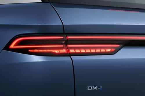 BYD Sealion 5 2026 SUV Connected LED Taillight BYD Sealion 5 2026 SUV Connected LED Taillight