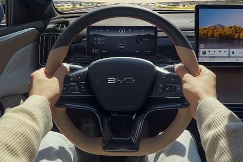 BYD Sealion 5 2026 SUV Steering Wheel with multifunction controls BYD Sealion 5 2026 SUV Steering Wheel with multifunction controls