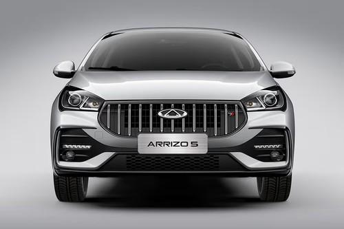 Chery Arrizo 5 2026 Sedan Front View With LED Headlights Chery Arrizo 5 2026 Sedan Front View With LED Headlights