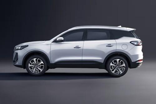 Chery Tiggo 7 Champion 2026 White SUV Left Side Profile With Alloy Wheels Chery Tiggo 7 Champion 2026 White SUV Left Side Profile With Alloy Wheels