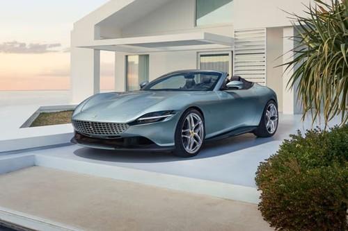 Ferrari Roma 2026 Coupe front right side angle view on city street Ferrari Roma 2026 Coupe front right side angle view on city street