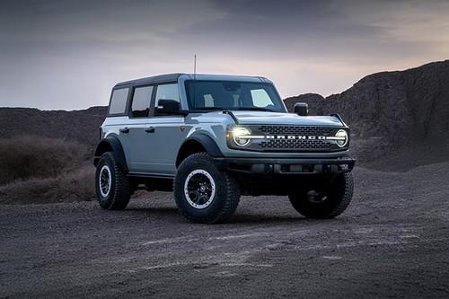 Ford Bronco 2026 SUV Front Fender with Wheel Arch Cladding Ford Bronco 2026 SUV Front Fender with Wheel Arch Cladding