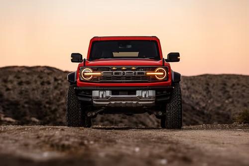 Ford Bronco Raptor 2026 Code Orange SUV Front View with LED Headlights Ford Bronco Raptor 2026 Code Orange SUV Front View with LED Headlights