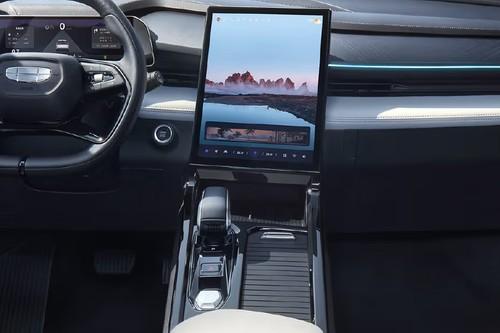 Geely Cityray 2026 SUV Interior centre console storage compartment Geely Cityray 2026 SUV Interior centre console storage compartment