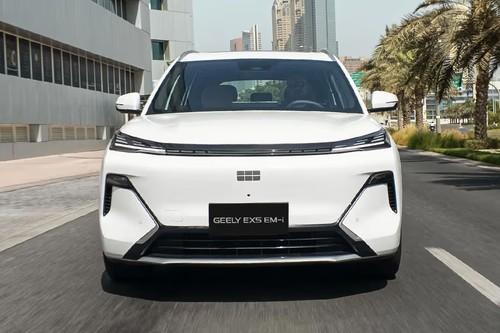 Geely EX5 EM-i Front View with LED Headlights Geely EX5 EM-i Front View with LED Headlights