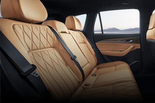 Geely The New Monjaro 2026 SUV Interior Second Row Rear Seats View Geely The New Monjaro 2026 SUV Interior Second Row Rear Seats View