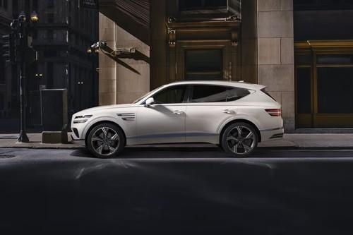 Genesis GV80 Left Side Profile with Alloy Wheels Genesis GV80 Left Side Profile with Alloy Wheels