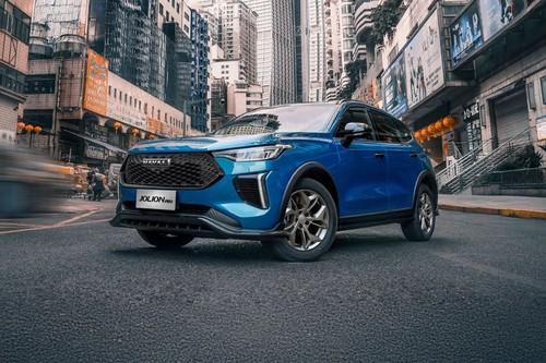 Haval Jolion Pro SUV Front Left Side Deep Angle View Haval Jolion Pro SUV Front Left Side Deep Angle View