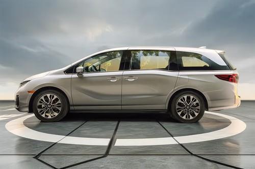 Honda Odyssey 2026 Left Side Exterior Profile View Honda Odyssey 2026 Left Side Exterior Profile View