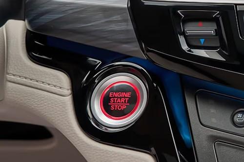 Honda Odyssey 2026 Minivan Engine Start/Stop Button close-up Honda Odyssey 2026 Minivan Engine Start/Stop Button close-up