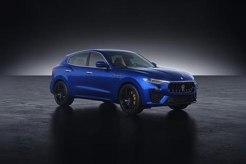Maserati Levante 2026 Blue SUV front right side angle view Maserati Levante 2026 Blue SUV front right side angle view