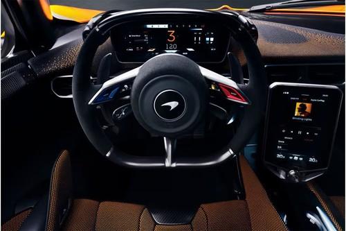McLaren W1 Coupe Steering Wheel Horn Pad with brand emblem McLaren W1 Coupe Steering Wheel Horn Pad with brand emblem