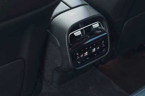 Mercedes-Benz AMG E 53 Hybrid Sedan Interior Dashboard Climate Control System AC Controls Mercedes-Benz AMG E 53 Hybrid Sedan Interior Dashboard Climate Control System AC Controls