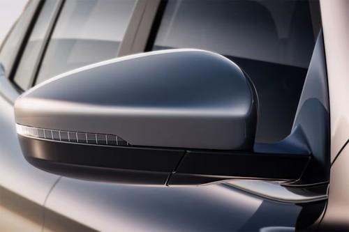 MG 5 Sedan driver side ORVM with integrated turn indicator MG 5 Sedan driver side ORVM with integrated turn indicator