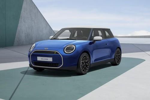 Mini Cooper Electric SUV Front Left Side View Highlighting Front Fascia and Side Profile Mini Cooper Electric SUV Front Left Side View Highlighting Front Fascia and Side Profile
