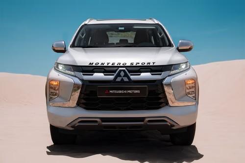 Mitsubishi Montero Sport 2026 SUV Front view with LED Headlights Mitsubishi Montero Sport 2026 SUV Front view with LED Headlights