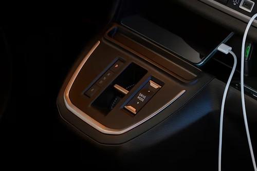 Peugeot Traveller 2026 Minivan dashboard center controls Peugeot Traveller 2026 Minivan dashboard center controls