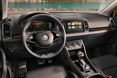 Skoda Karoq 2025 Dashboard Layout with Dual Integrated Displays Skoda Karoq 2025 Dashboard Layout with Dual Integrated Displays
