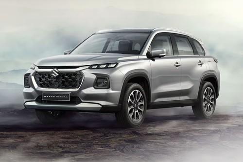 Suzuki Grand Vitara 2026 Silver SUV Front Right Side Angle View Suzuki Grand Vitara 2026 Silver SUV Front Right Side Angle View